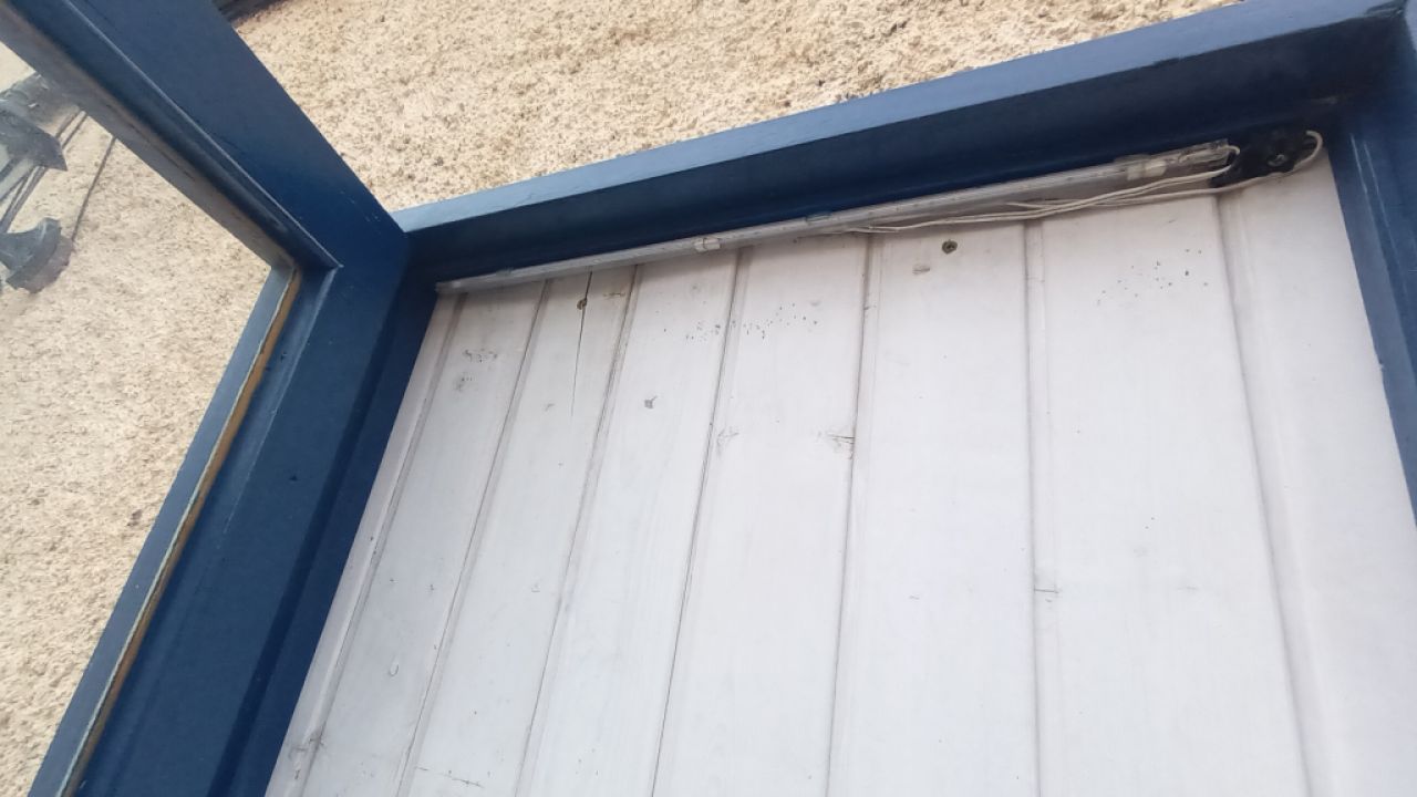 Selbstentworfener Schaukasten mit Innenbeleuchtung