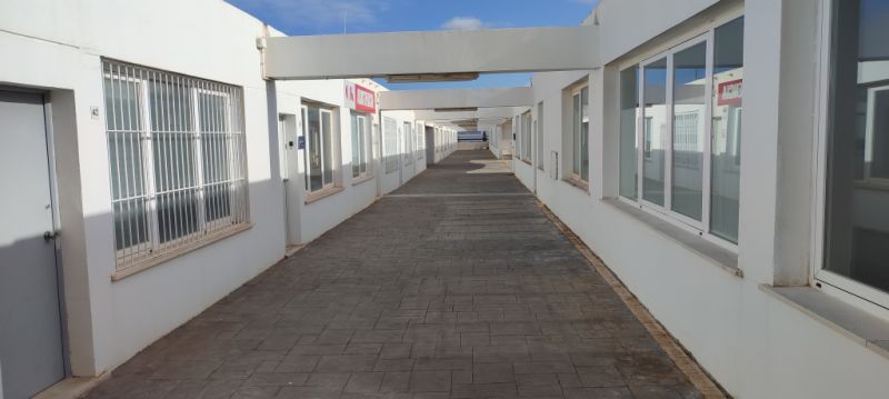 Separater Büroraum ca. 60 m² günstig zu vermieten.