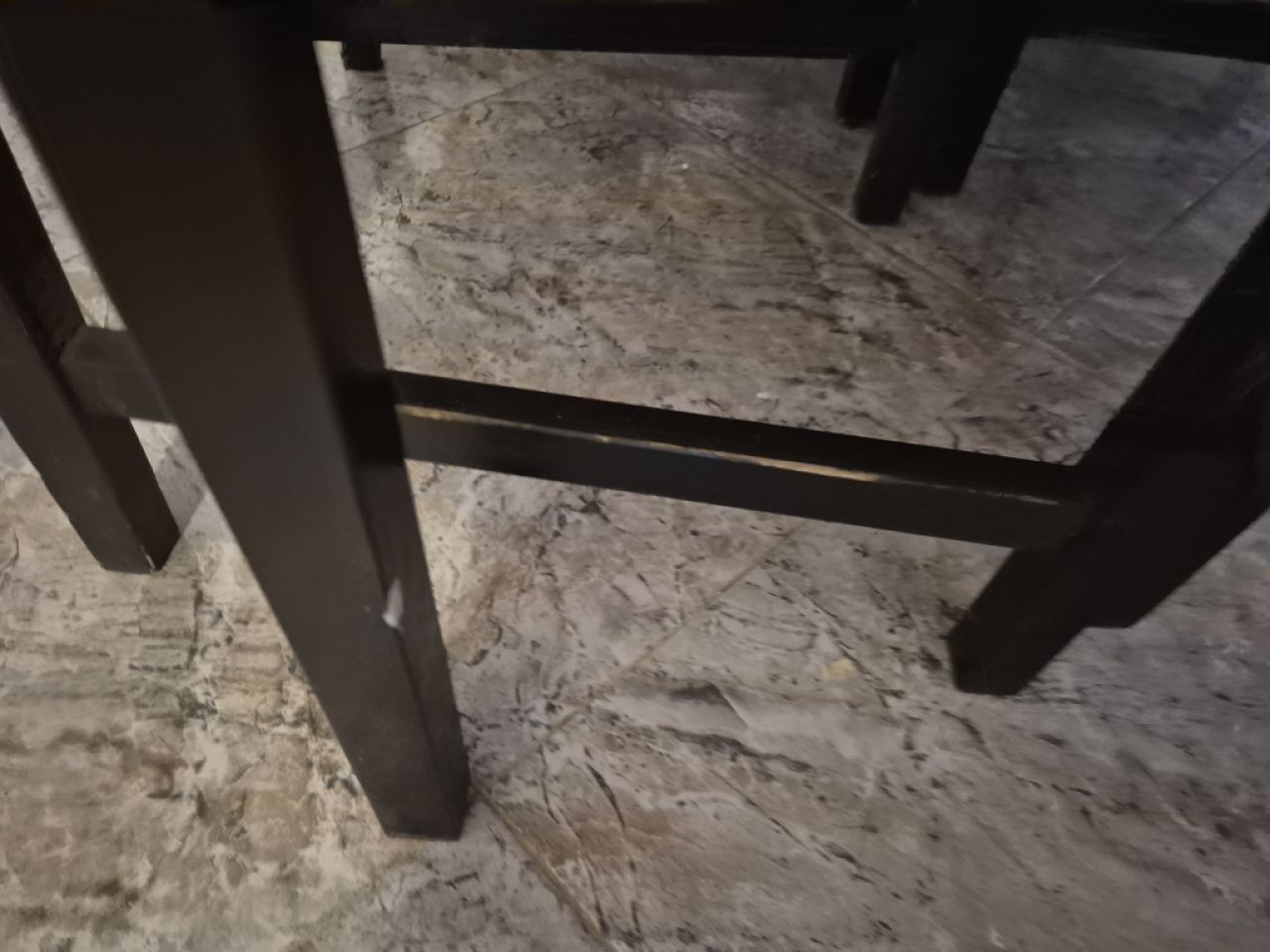 Set Tisch + 4 Stühle