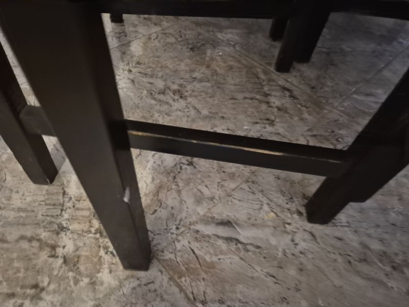 Set Tisch + 4 Stühle