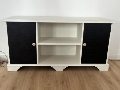 Sideboard 150cm lang mit Kunstleder bezogen