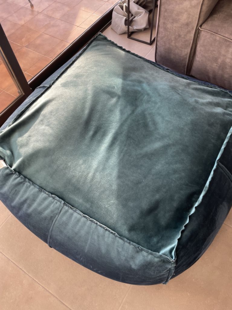 Cojín de asiento de terciopelo con relleno de poliestireno