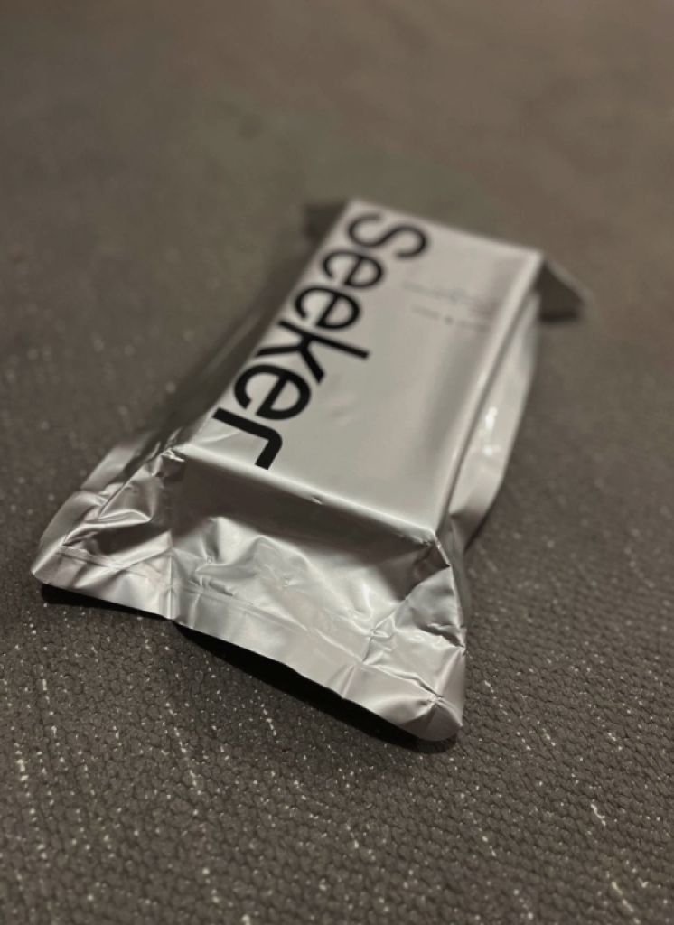 Solana Seeker – New & factory sealed!