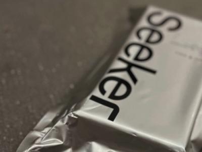 Solana Seeker – New & factory sealed!