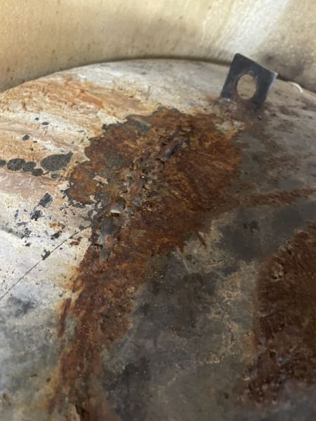 Solar hot water tank