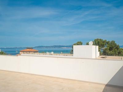 Son Veri - Newly built villa on the waterfront with sea views