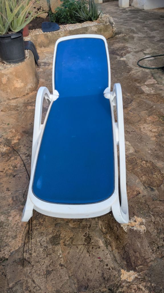 Sonnenliege, blau/weiß