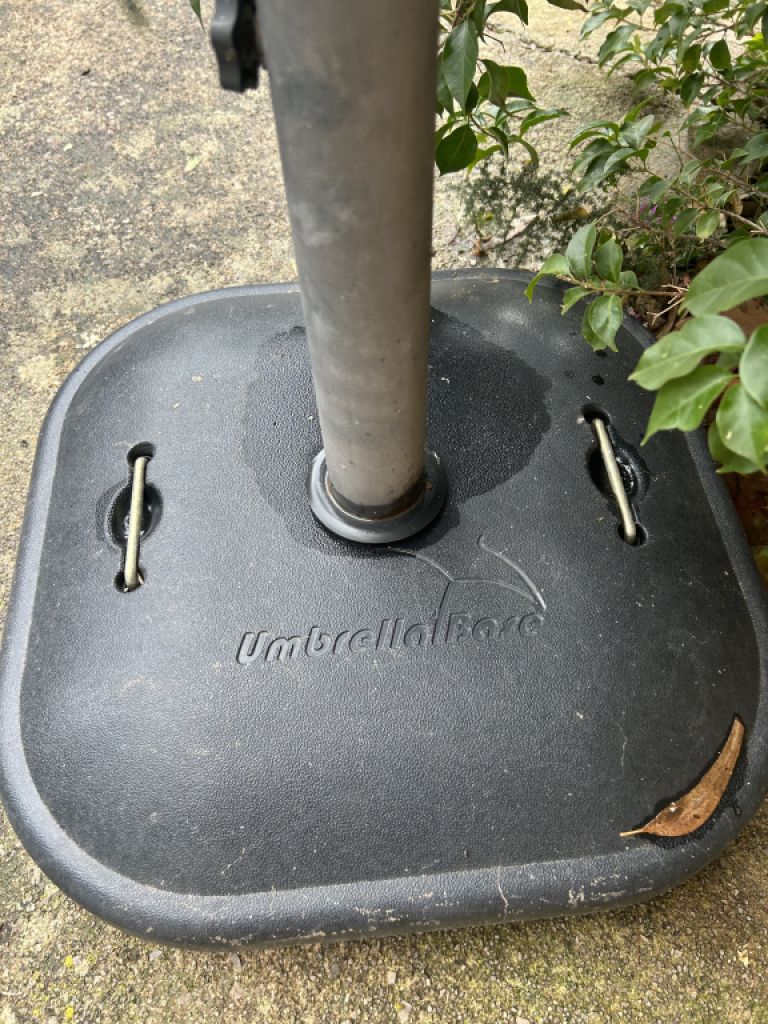 Sonnenschirmständer