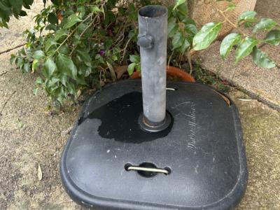 Sonnenschirmständer