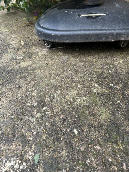 Sonnenschirmständer