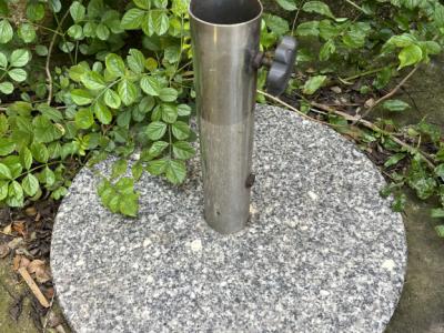 Sonnenschirmständer Stein
