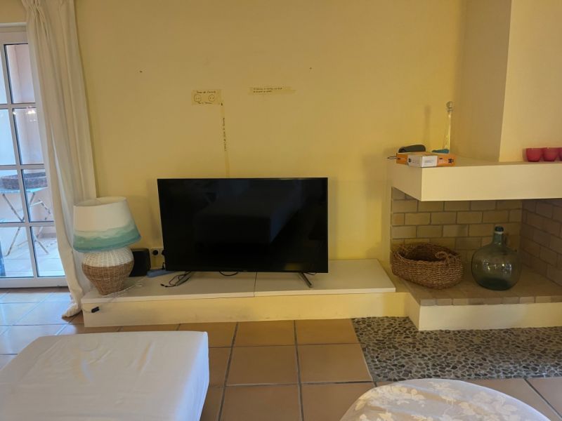 Sony 55" flat-screen TV KD-55XF7596