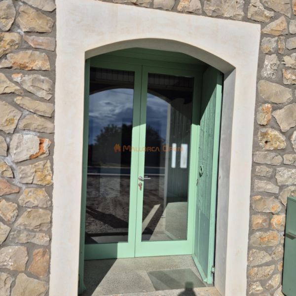 Espectacular casa rústica moderna en colina entre Son Carrió y Porto Cristo