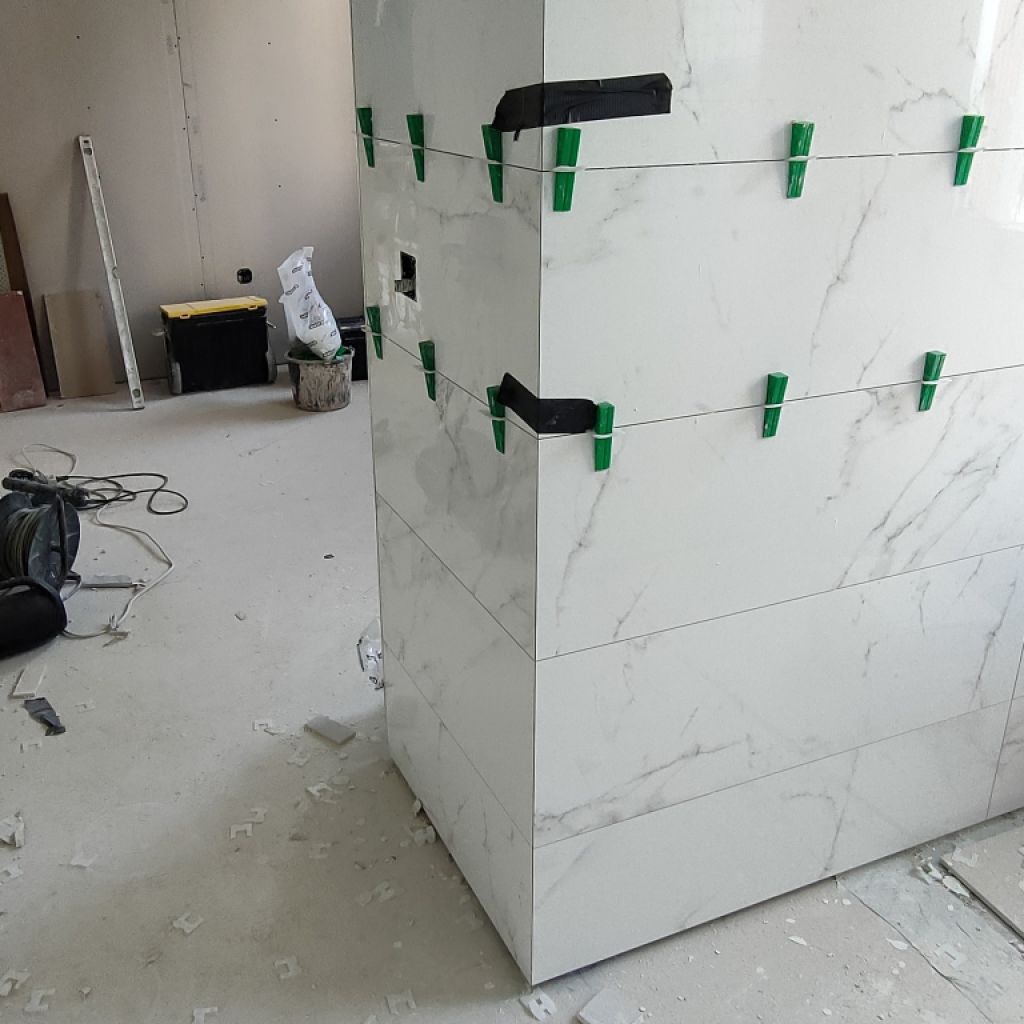 Spezialist für Feinsteinzeug und Großformat, Dekton XXL | Professionelle Verlegung