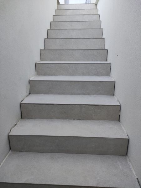 Spezialist für Feinsteinzeug und Großformat, Dekton XXL | Professionelle Verlegung