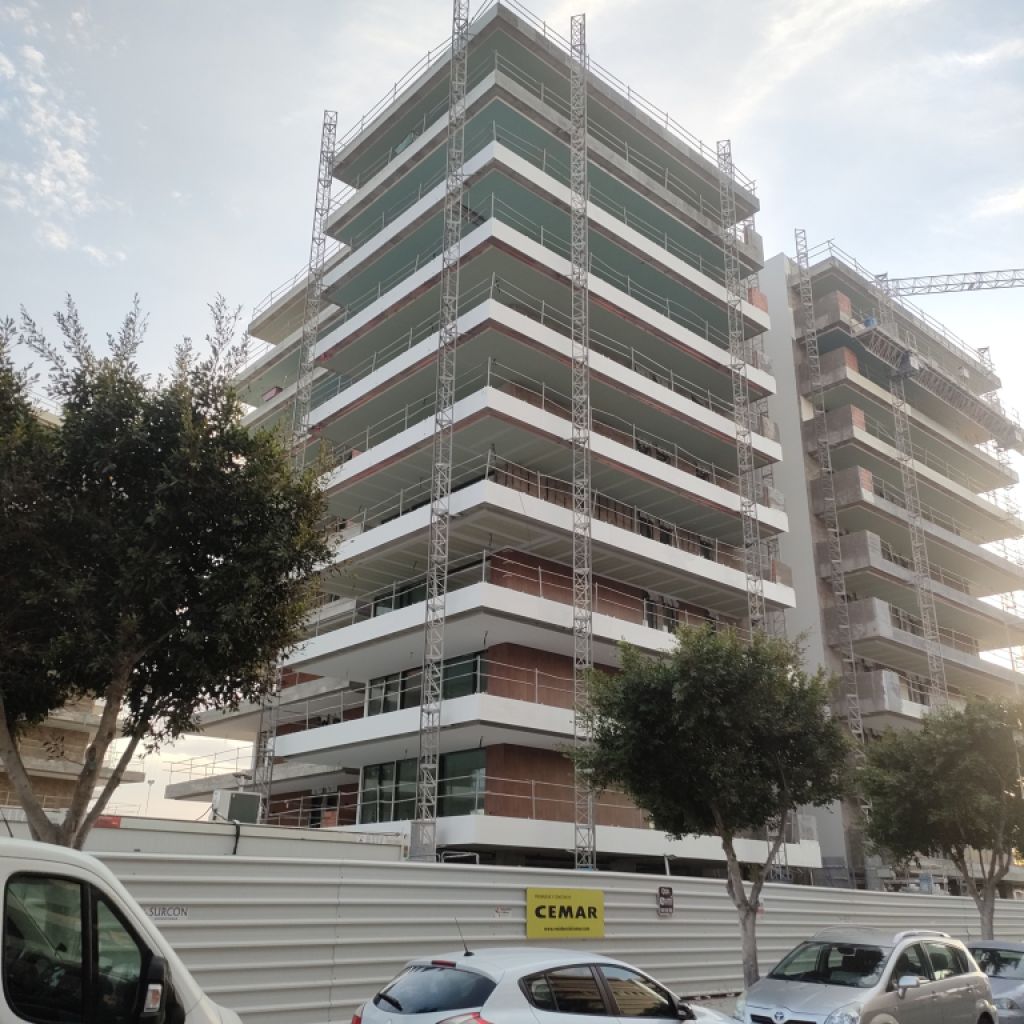 Spezialist für Feinsteinzeug und Großformat, Dekton XXL | Professionelle Verlegung