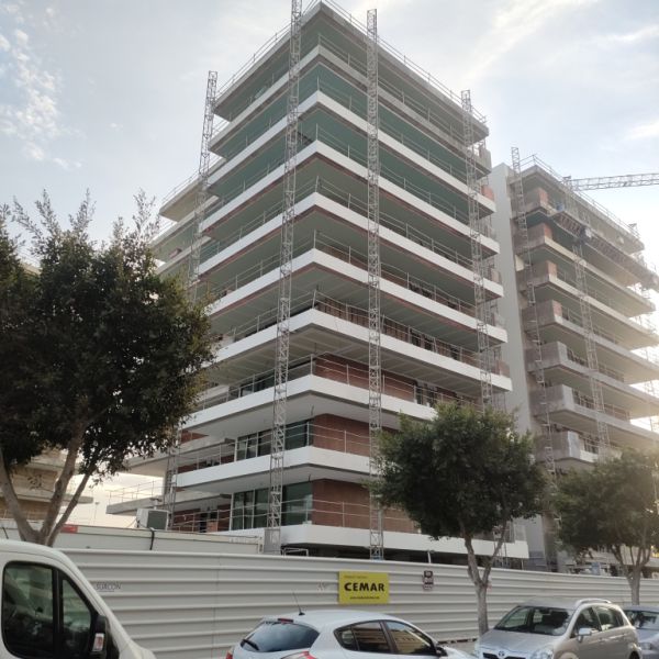 Spezialist für Feinsteinzeug und Großformat, Dekton XXL | Professionelle Verlegung