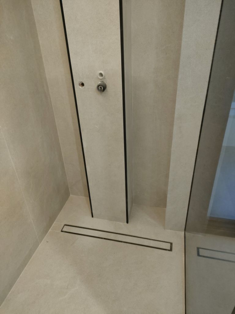 Spezialist für Feinsteinzeug und Großformat, Dekton XXL | Professionelle Verlegung