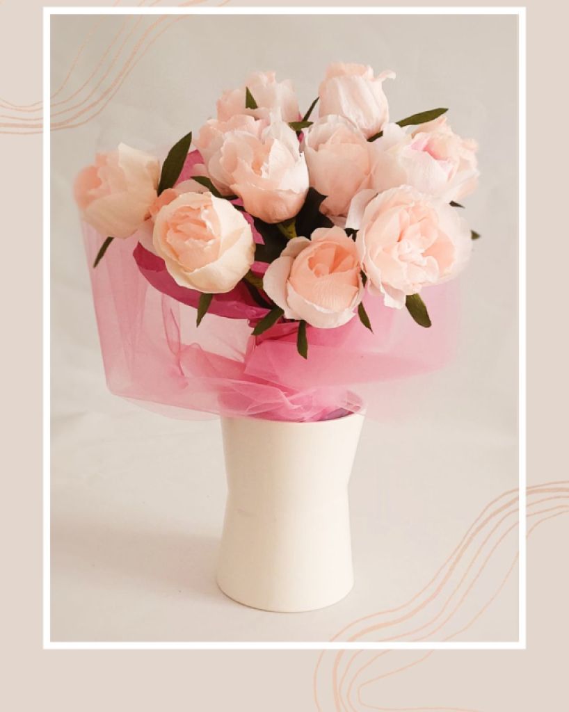 Spiral bouquet of 12 paper camellias, pink