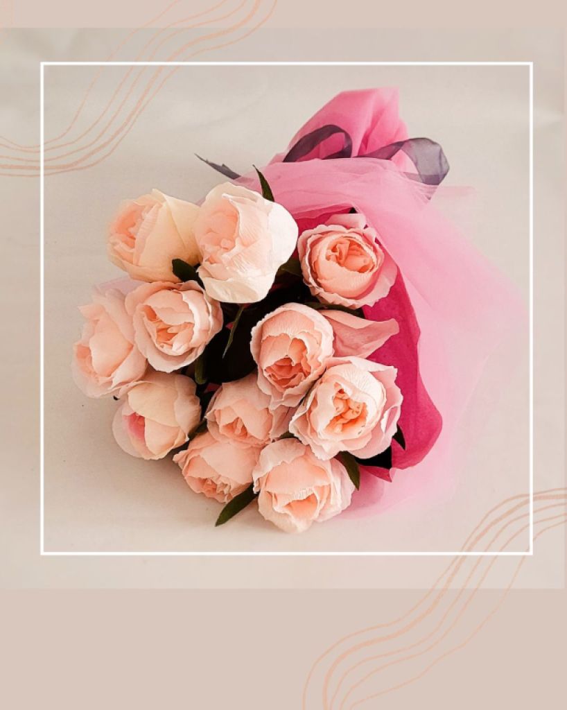 Spiral bouquet of 12 paper camellias, pink