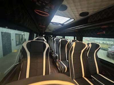 Sprinter 519 Confort 24 plazas, Como nuevo 4500 km AC, aire acondicionado asientos cama