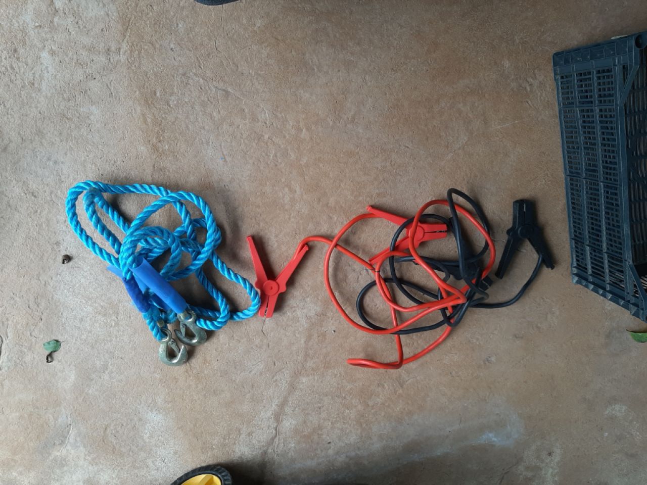 Starterkabel und Abschleppseil