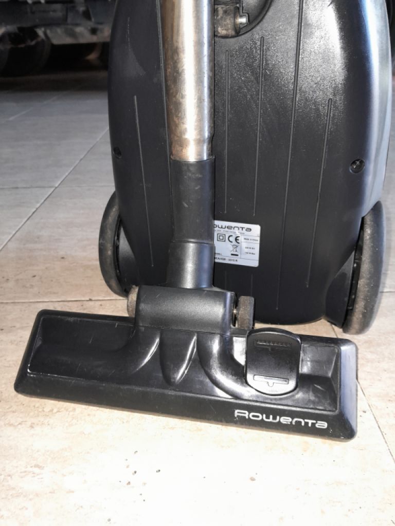Staubsauger von Rowenta compacteo ergo cyclonic zu verkaufen