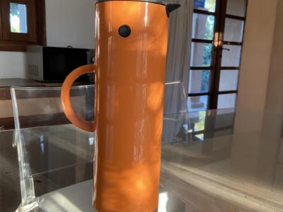 Stelton Isolierkanne