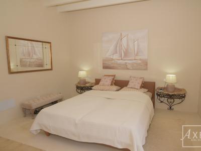 Stilvolles Stadthaus in Campos – frisch renoviert, mit Patio, Pool und historischem Charme