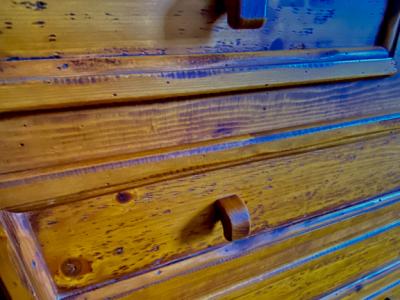 Suche rustikale Kommode