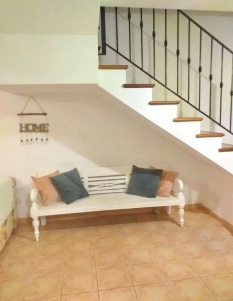 Dulce domicilio en el este de la isla para alquiler a largo plazo, cerca de la playa y piscina comun