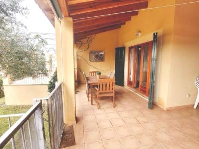 Dulce domicilio en el este de la isla para alquiler a largo plazo, cerca de la playa y piscina comun