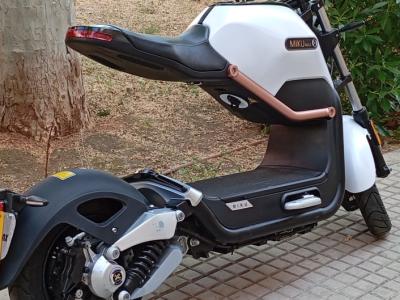 SUNRA Miku Max 49e Electric Motorcycle