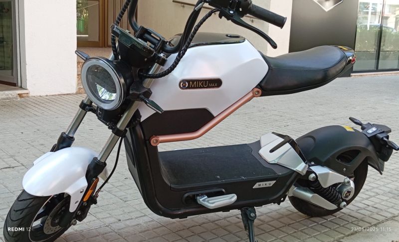SUNRA Miku Max 49e Electric Motorcycle