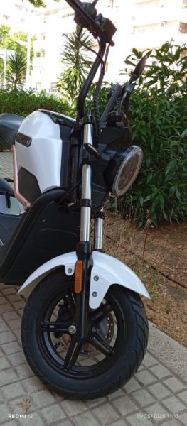 SUNRA Miku Max 49e Electric Motorcycle