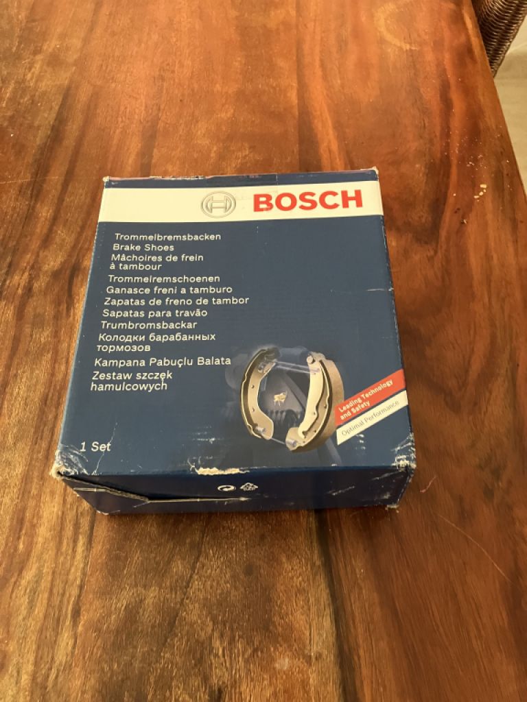 Suzuki Jimny brake shoes