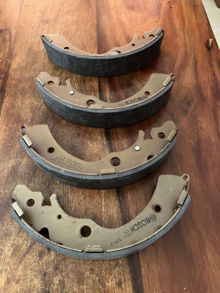 Suzuki Jimny brake shoes