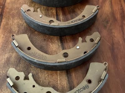 Suzuki Jimny brake shoes