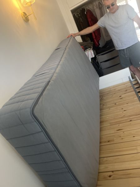 Pocket spring mattress almost new