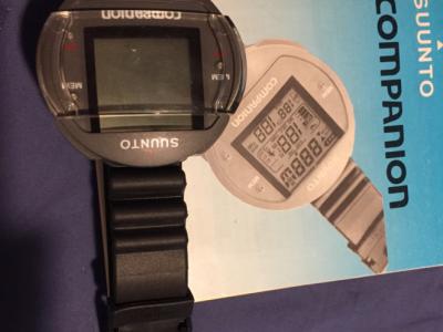 Taucheruhr SUUNTO neu, nie gebraucht