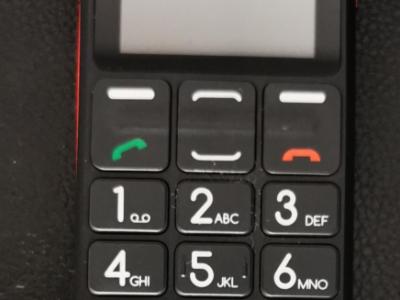 Telefunken mobile phone with large buttons
