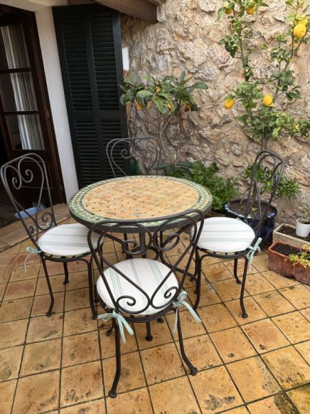 Terrassenmöbel-Set, vintage, aus schwerem Eisen und Mosaik