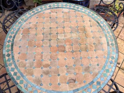 Terrassenmöbel-Set, vintage, aus schwerem Eisen und Mosaik