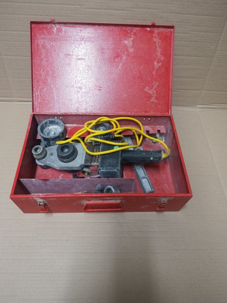 Máquina de soldadura por termofusión