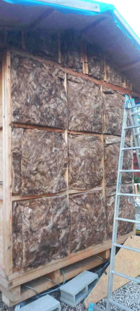 Tiny House with Float Tank – Sale as a Complete Package