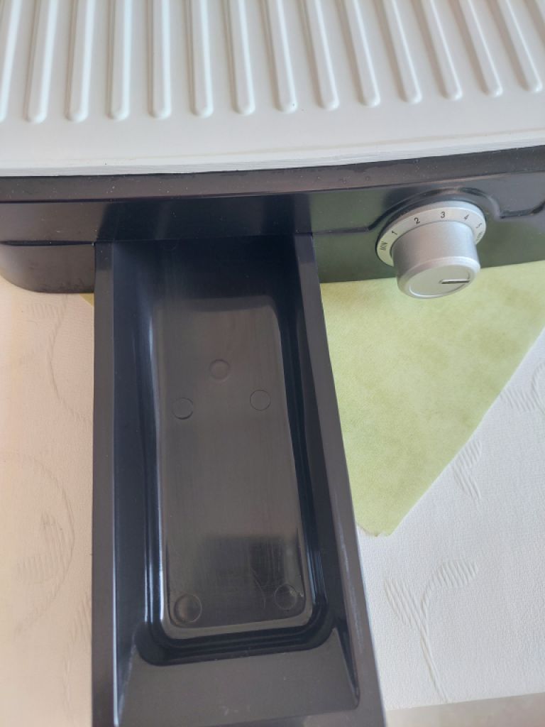 Table grill with ceramic plates Gourmetmaxx