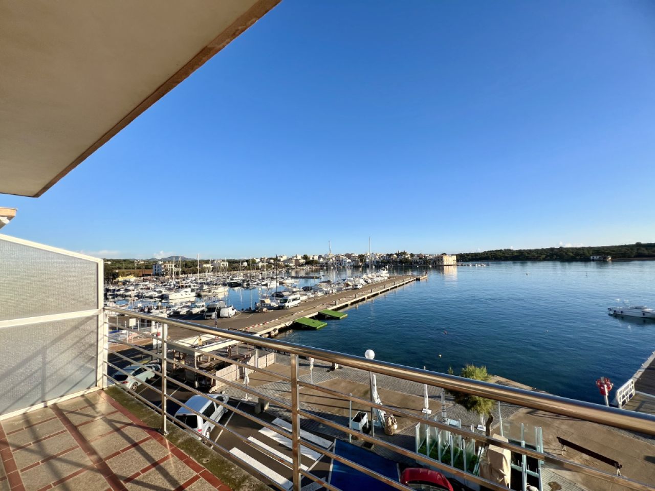 Great apartment on the seafront in Portocolom