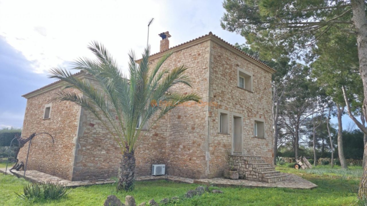 Top Lage Nähe cala sa Nou Finca zur Langzeit Miete