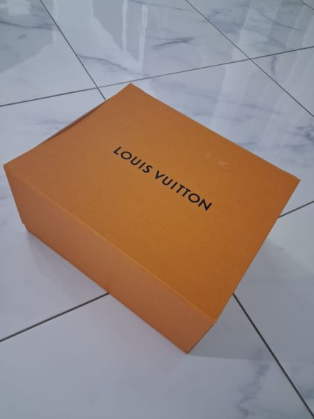 TOP !!!!   LV Tasche, Größe M, wie neu, keine Gebrauchspuren