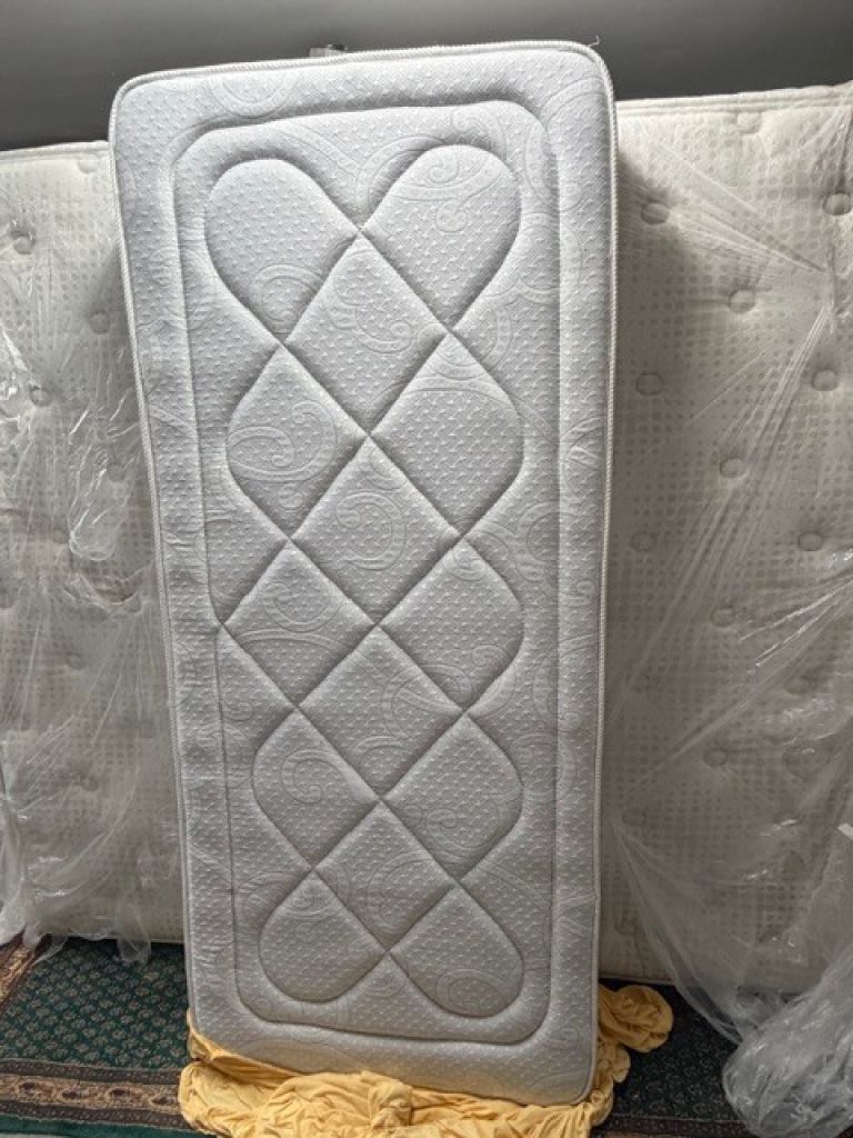 Top Qualitätsmatratze "ungenutzt" absolut neuwertig